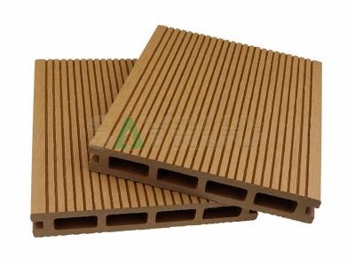 WPC revêtement de sol extérieur imperméable conception moderne en bois composite en plastique 3d platelage en relief