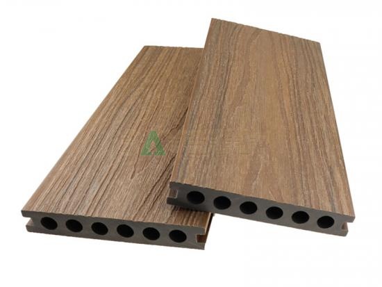 Wpc co-extrusion decking
