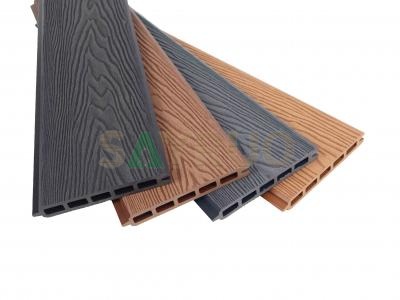 Clôture extérieure en composite bois-plastique gaufré 3D | Solutions durables et élégantes