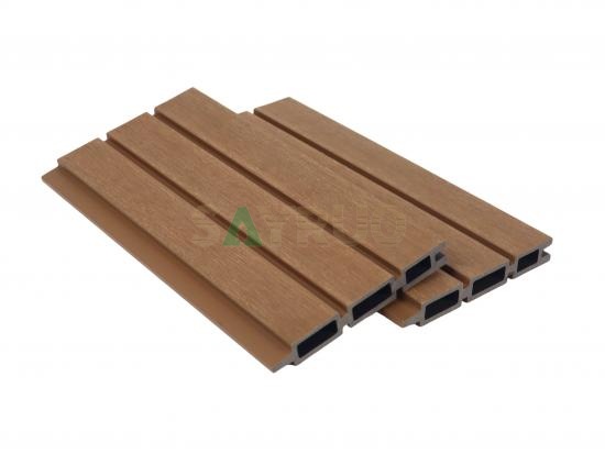 Co-extrusion wood plastic composite fence