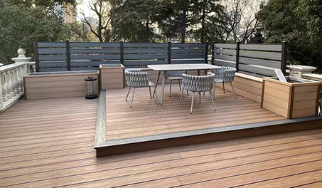 Pourquoi devrions-nous choisir une terrasse WPC plutôt qu'une terrasse en bois ?
